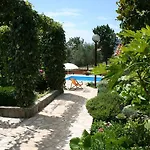 Petricic With Swimming Pool * Ičići