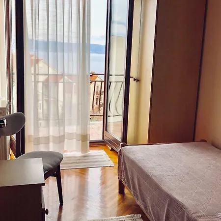 Petricic With Swimming Pool Apartment Icici