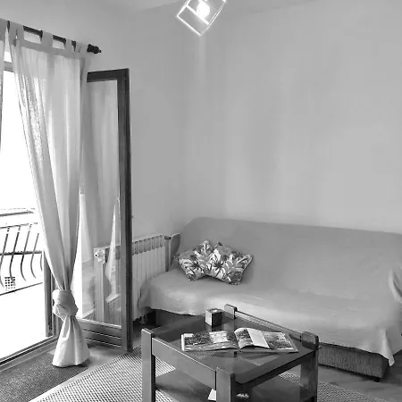 Petricic With Swimming Pool Apartment *